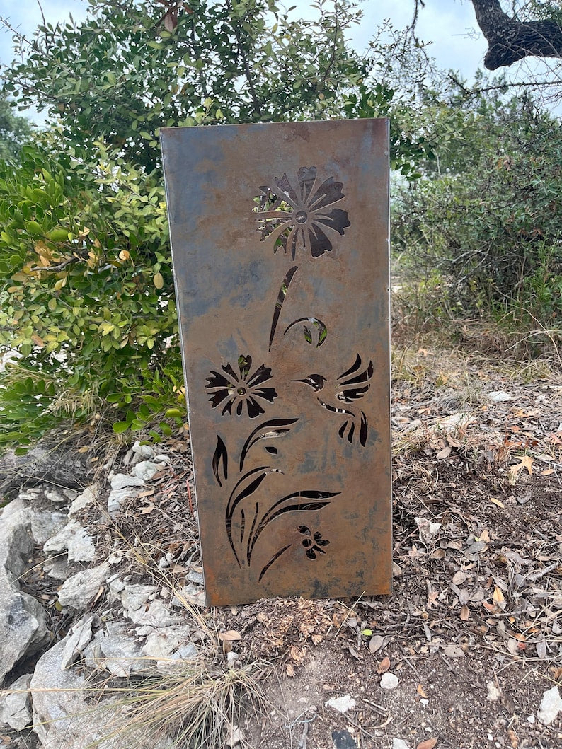 Hummingbird Garden Column, Well Cover, Metal Yard Art, Outdoor Lantern